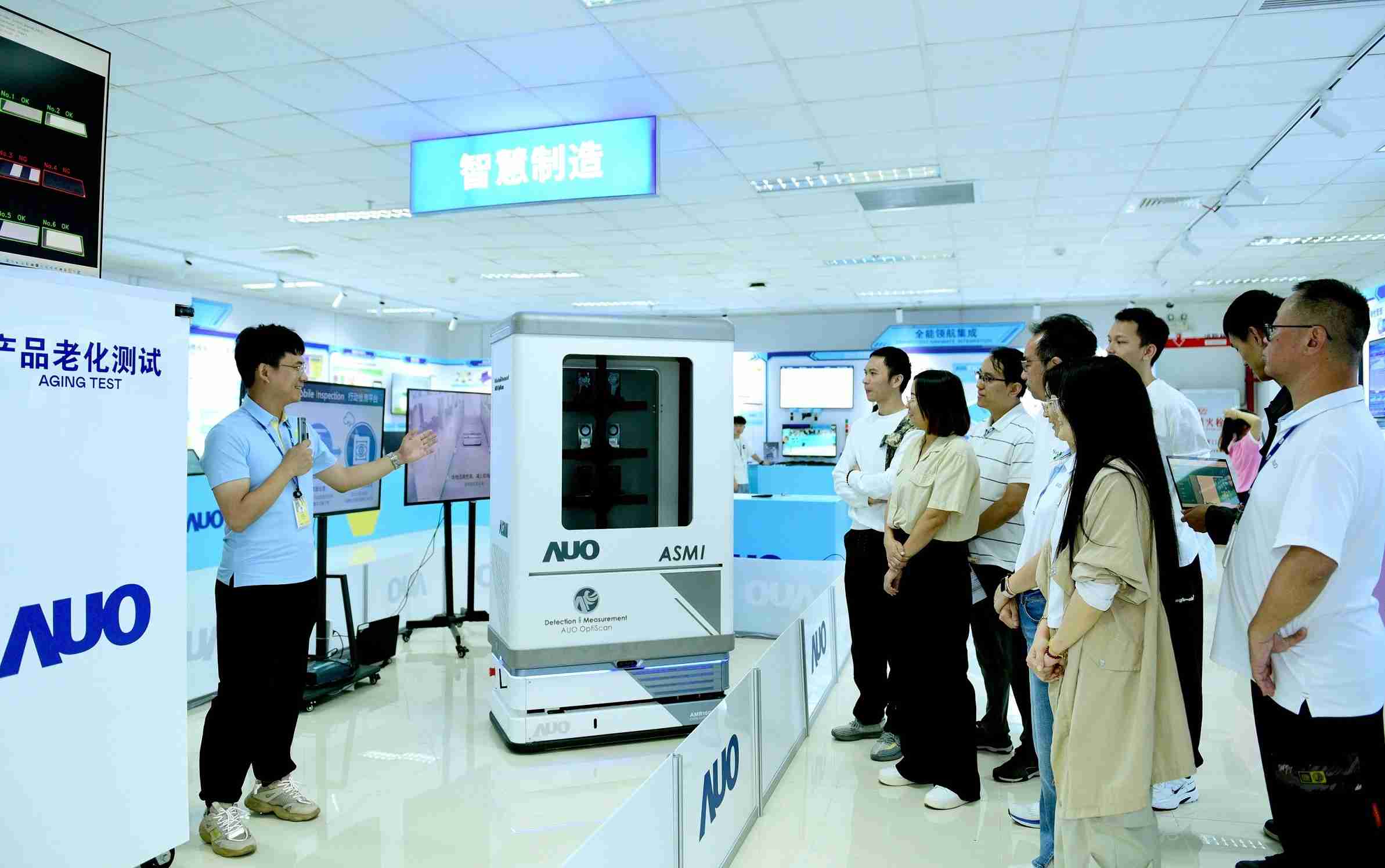 z6mg·人生就是博厦门将5G+ABC技术串联生产管理全流程，，打通研发、、、采购、、、、生管、、、、制程、、设备、、、质量等产品全生命周期制造流程，，，完成数字化设计、、、智慧供应链、、智能座舱、、、全流程设备管理、、、、数据驱动优化、、、、智慧在线检测、、、智慧品管等自适应生产模式升级